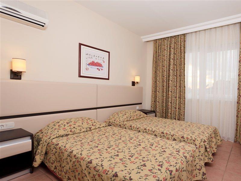 Royalisa City Apart Hotel Алания Экстерьер фото